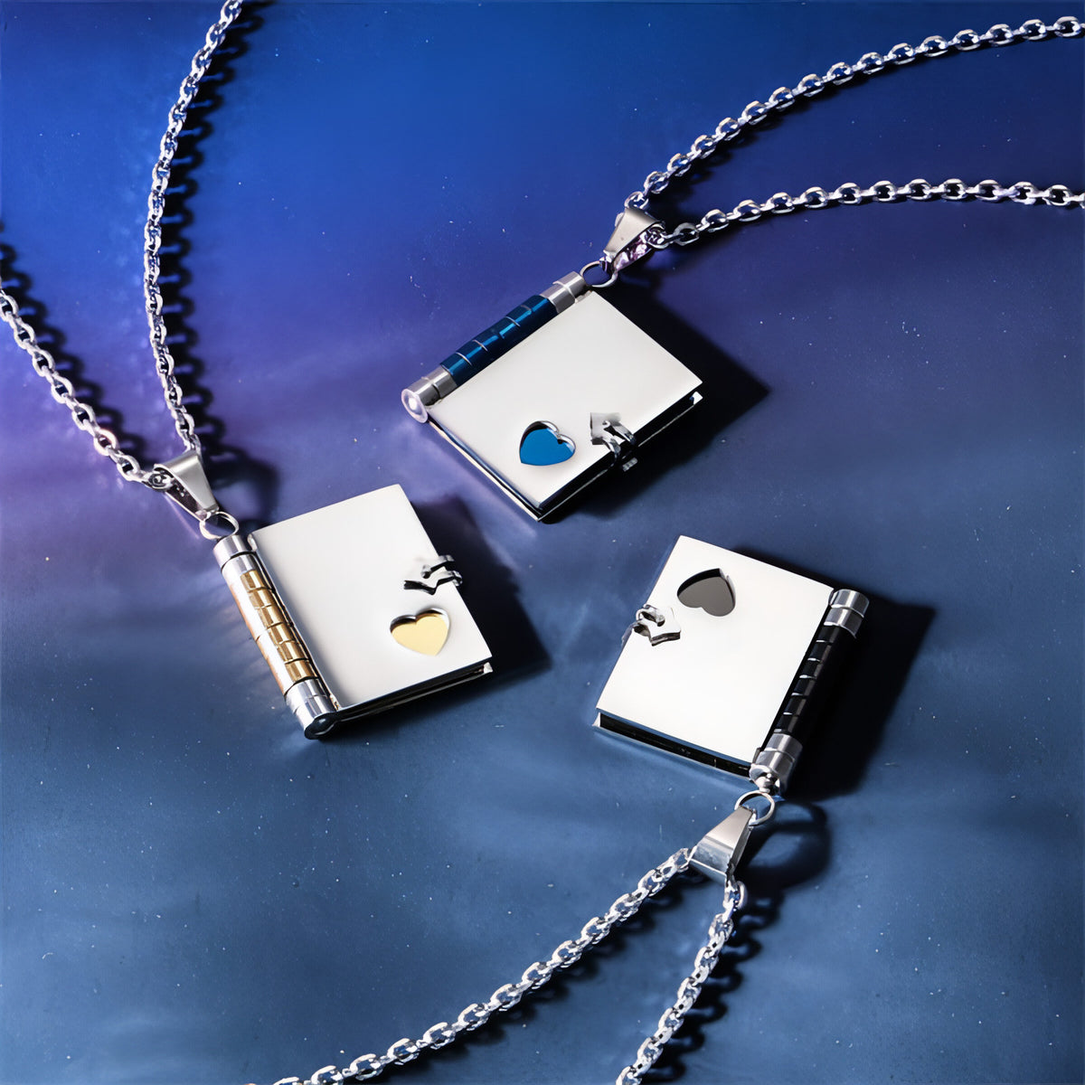 LuxeJewels™ – LoveBook™ Couple Pendant