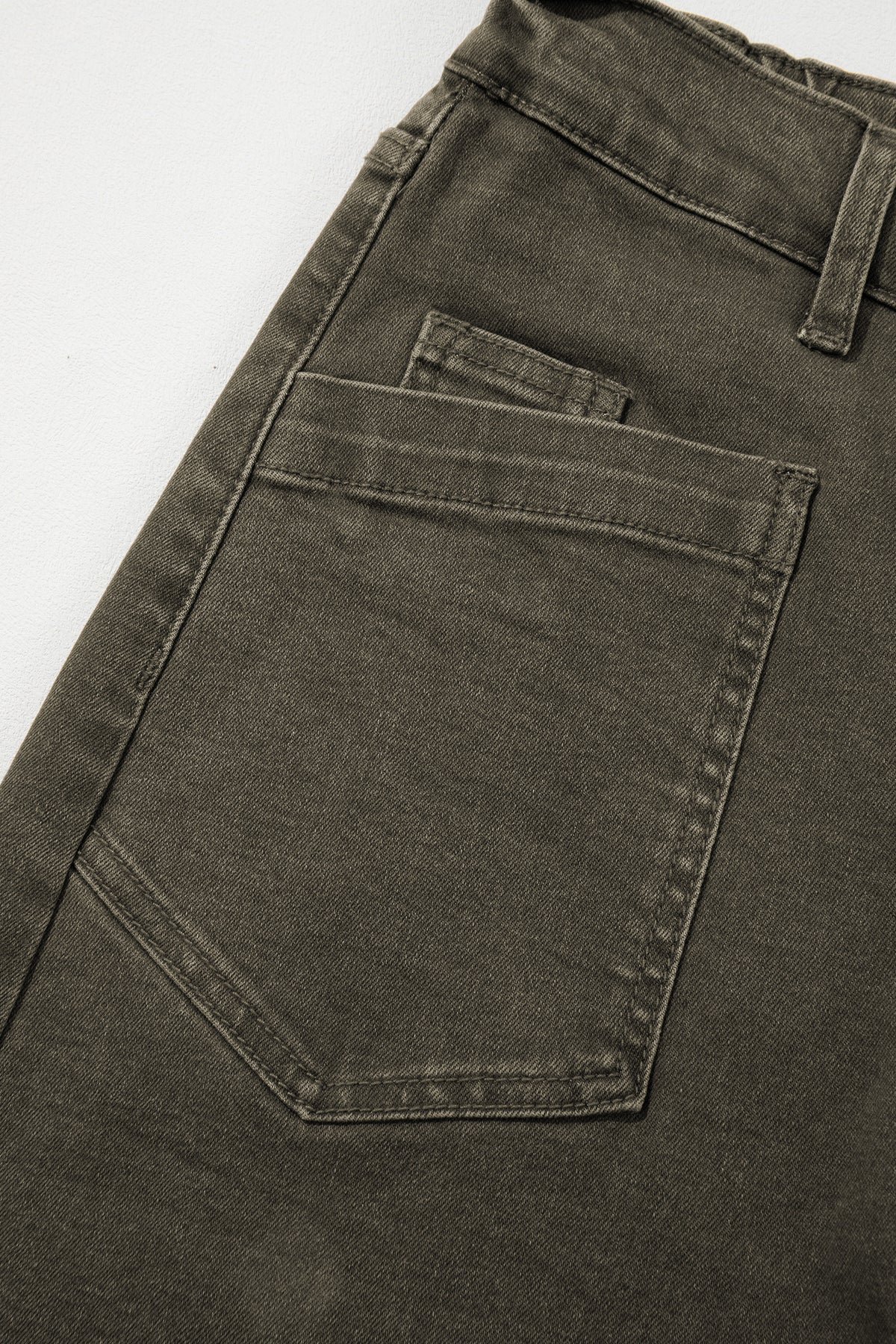 Coffee Solid Color Square Patch Pocket Ankle-length Barrel Jeans