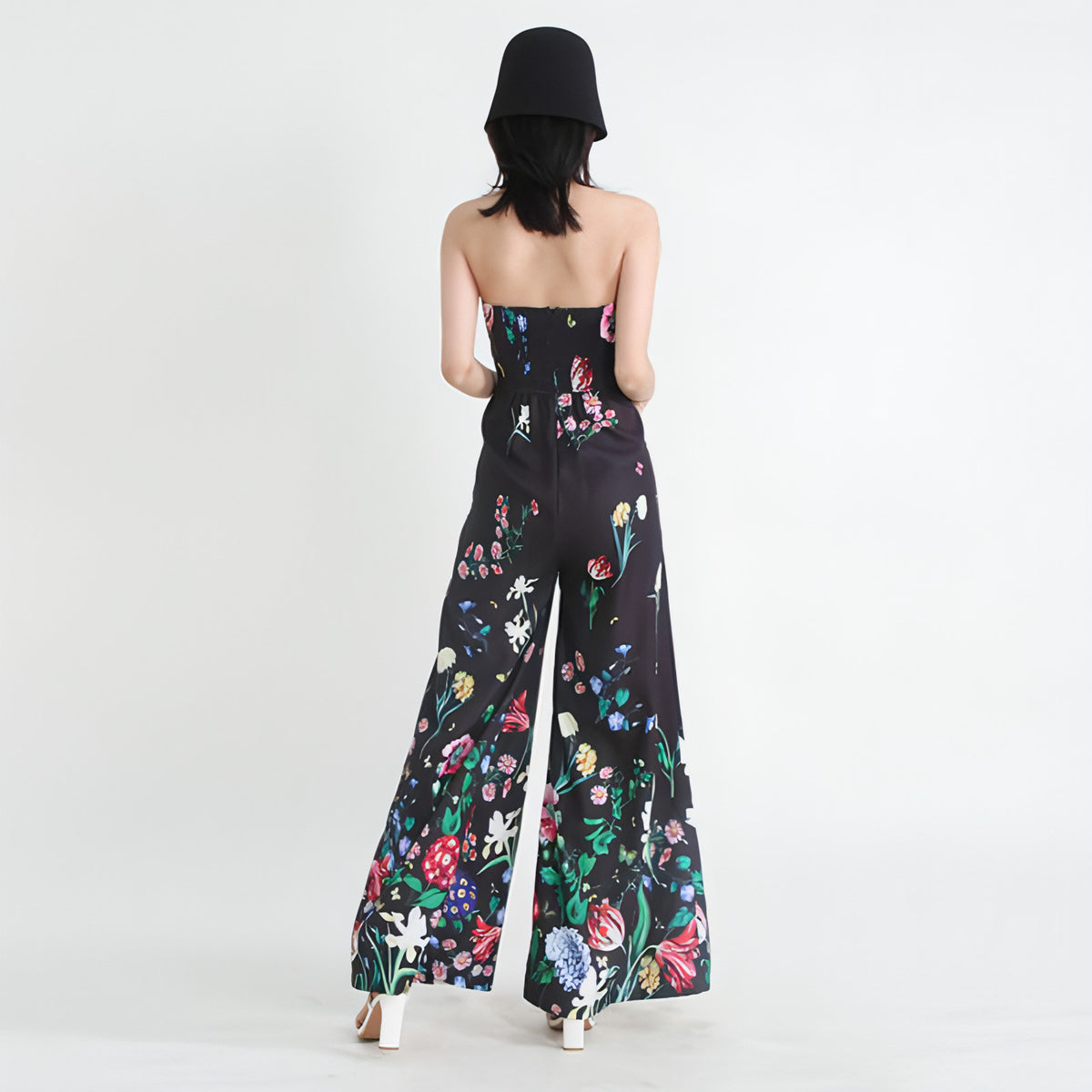 Overall mit botanischem Blumenmuster