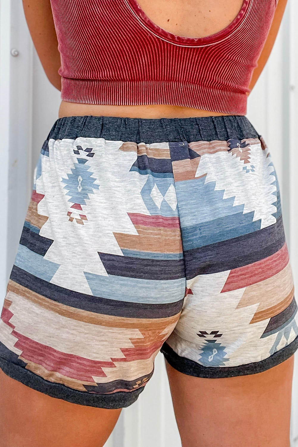 Hvit aztekisk trykk-snøring i midje uformelle shorts