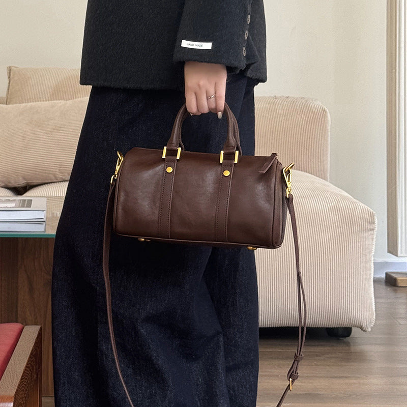 Retro Portable Cowhide Crossbody Bag – Vintage Style with Modern Convenience