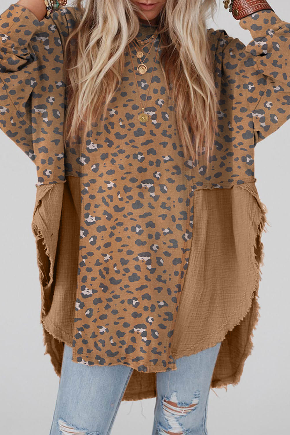 Bruin bedrukte ruwe rand luipaard patchwork oversized blouse