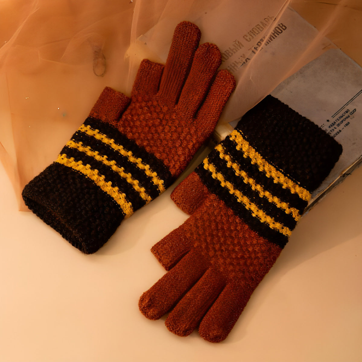Kältefeste Handschuhe aus Strickwolle mit Fleecefutter