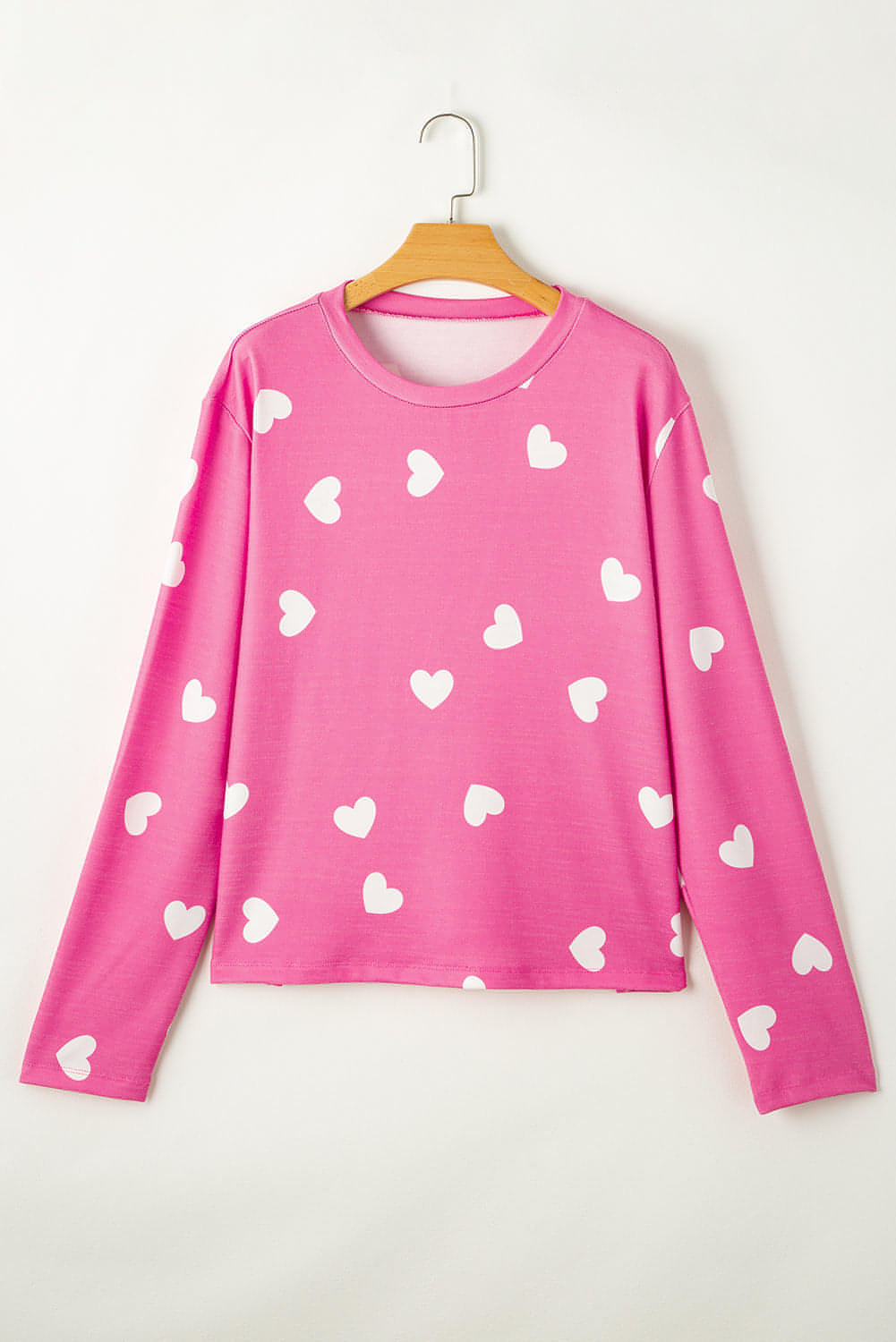 طقم تي شيرت وسروال قصير بأكمام طويلة وطباعة قلب من Pink Valentine