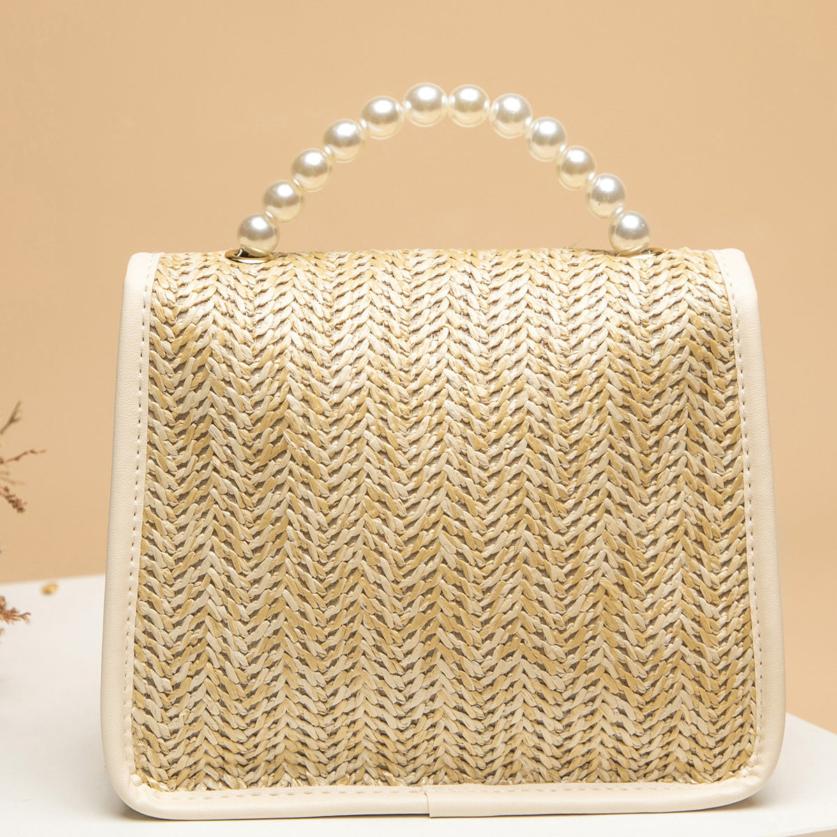 SolunaWeave™ – Petite Pearl Straw Bag