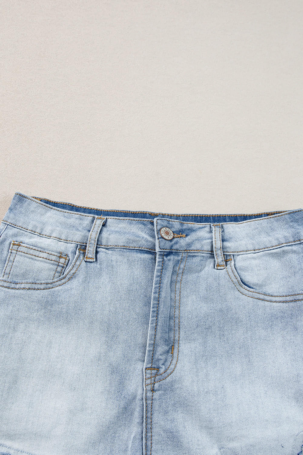 Açık Mavi Vintage Yıkanmış Ham Kenar Jean Şort