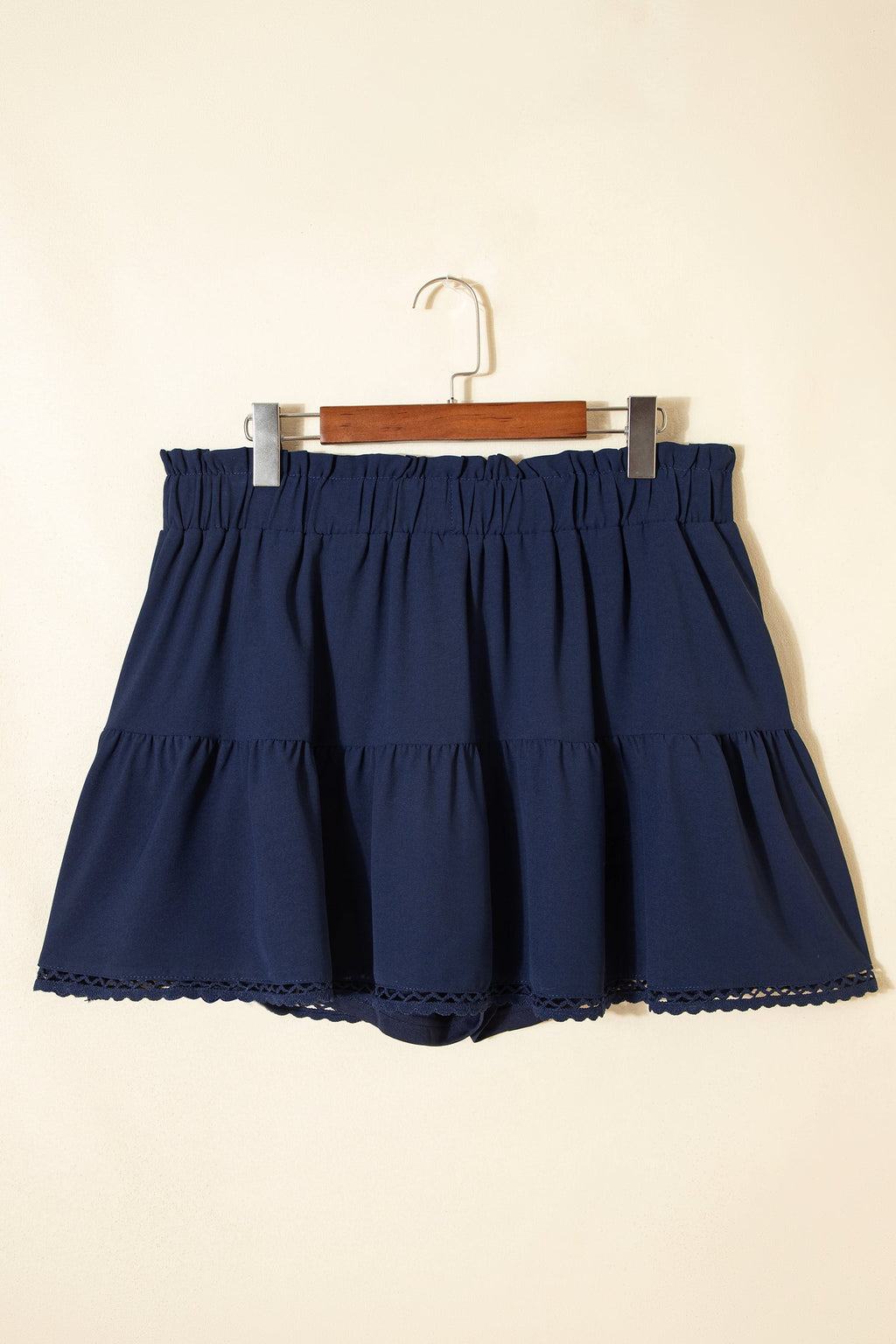 White Plus Size Frilled Elastic Waist Lace Trim Boho Ruffled Shorts