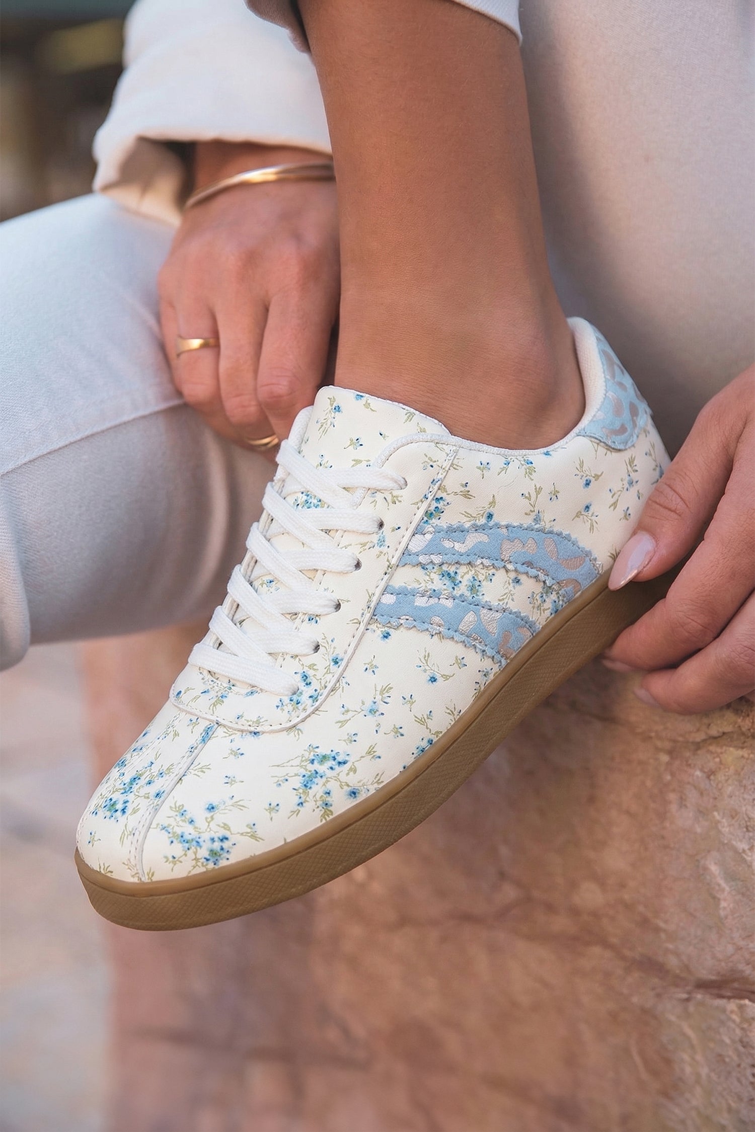 Racing Red Fresh Floral Print Color Block Detail Lace Up Shoes