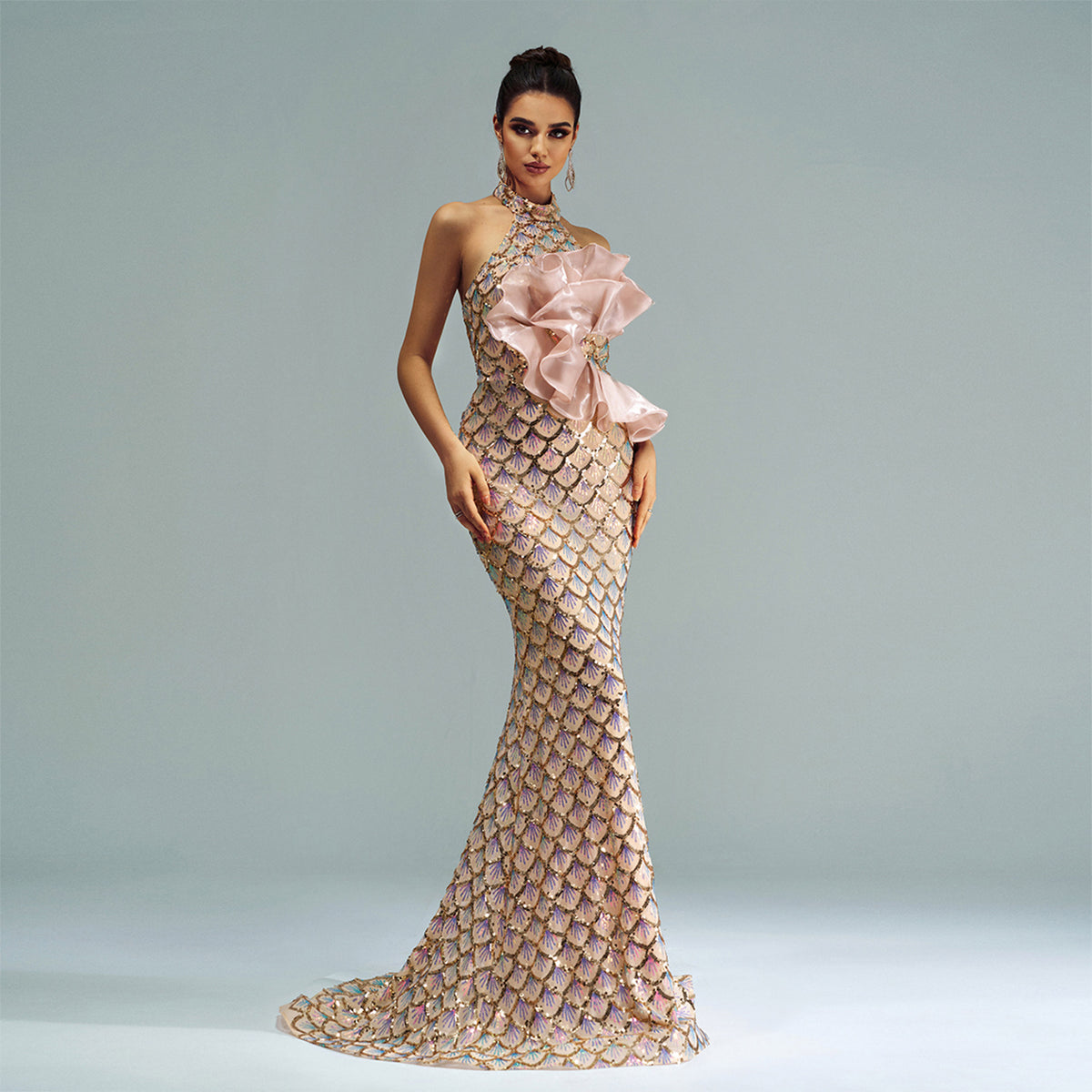 “Champagne Glam” Halter Mermaid Dress – Luxury for Elite Occasions