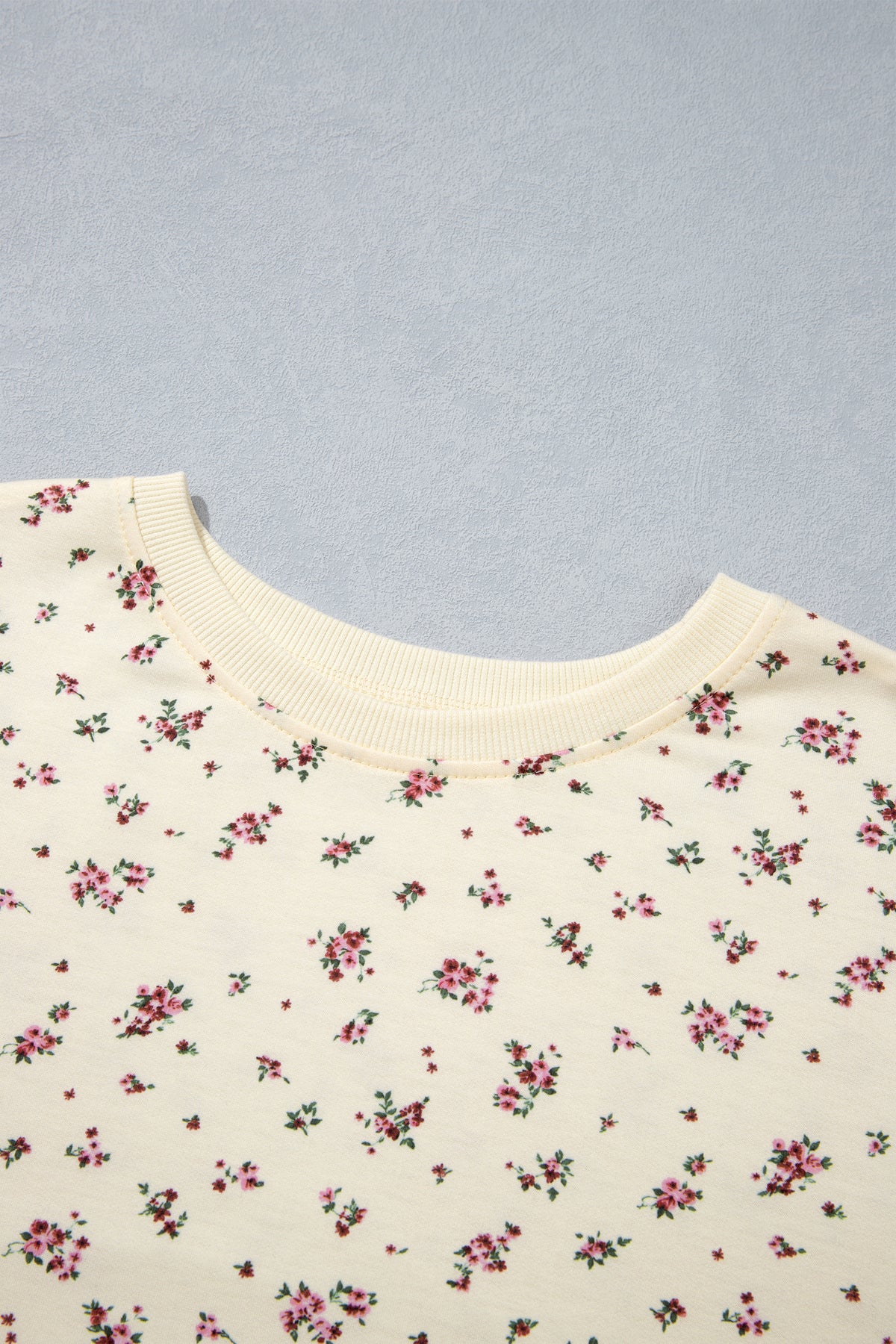 Beige Floral Print Colorblock Cuffs Hem Plus Size Blouse