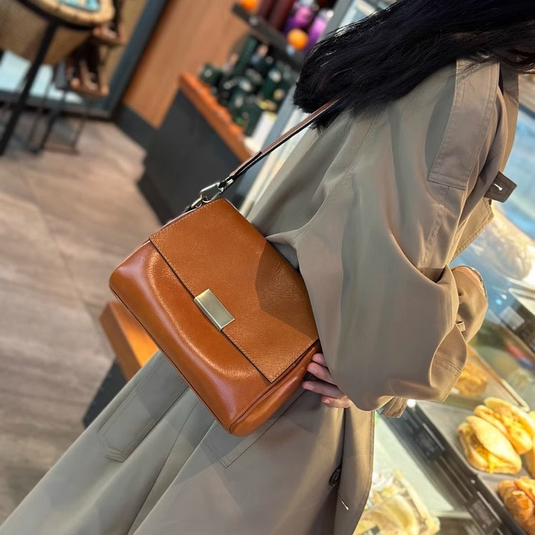 SolunaLuxe™ – Heritage Grace Shoulder Bag