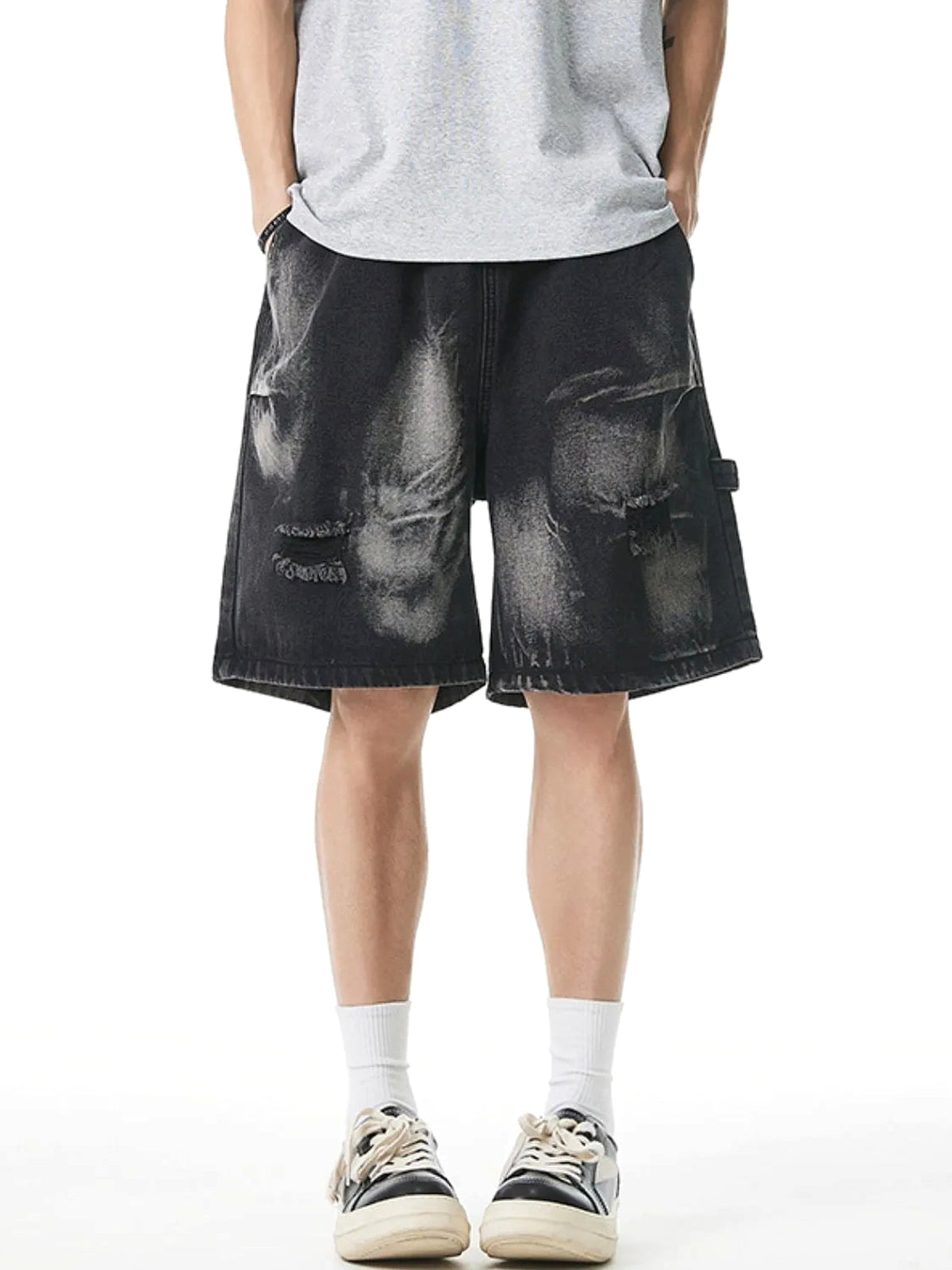 Men's Plus Size Distressed Cargo Denim Shorts - enhanced image 1