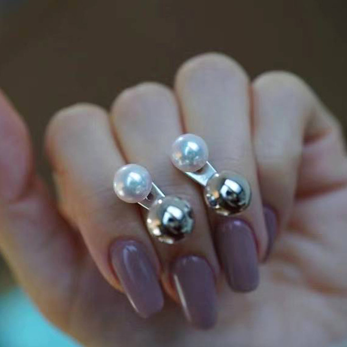 Pearl And Small Gold Ball Combined With Gold Earrings - enhanced image 1