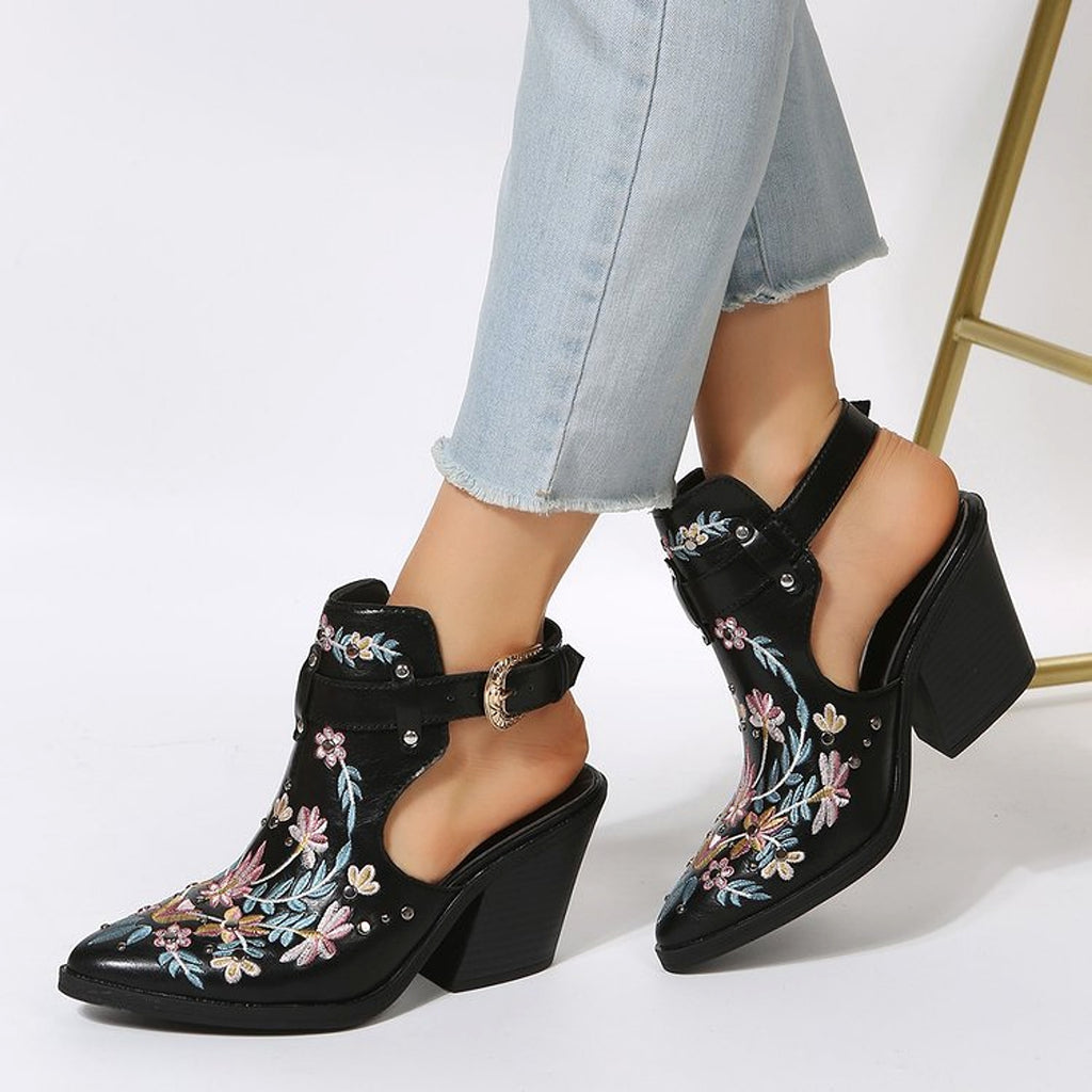 Personalized Retro Embroidery Rivet High Heels Chunky Heel - enhanced image 1