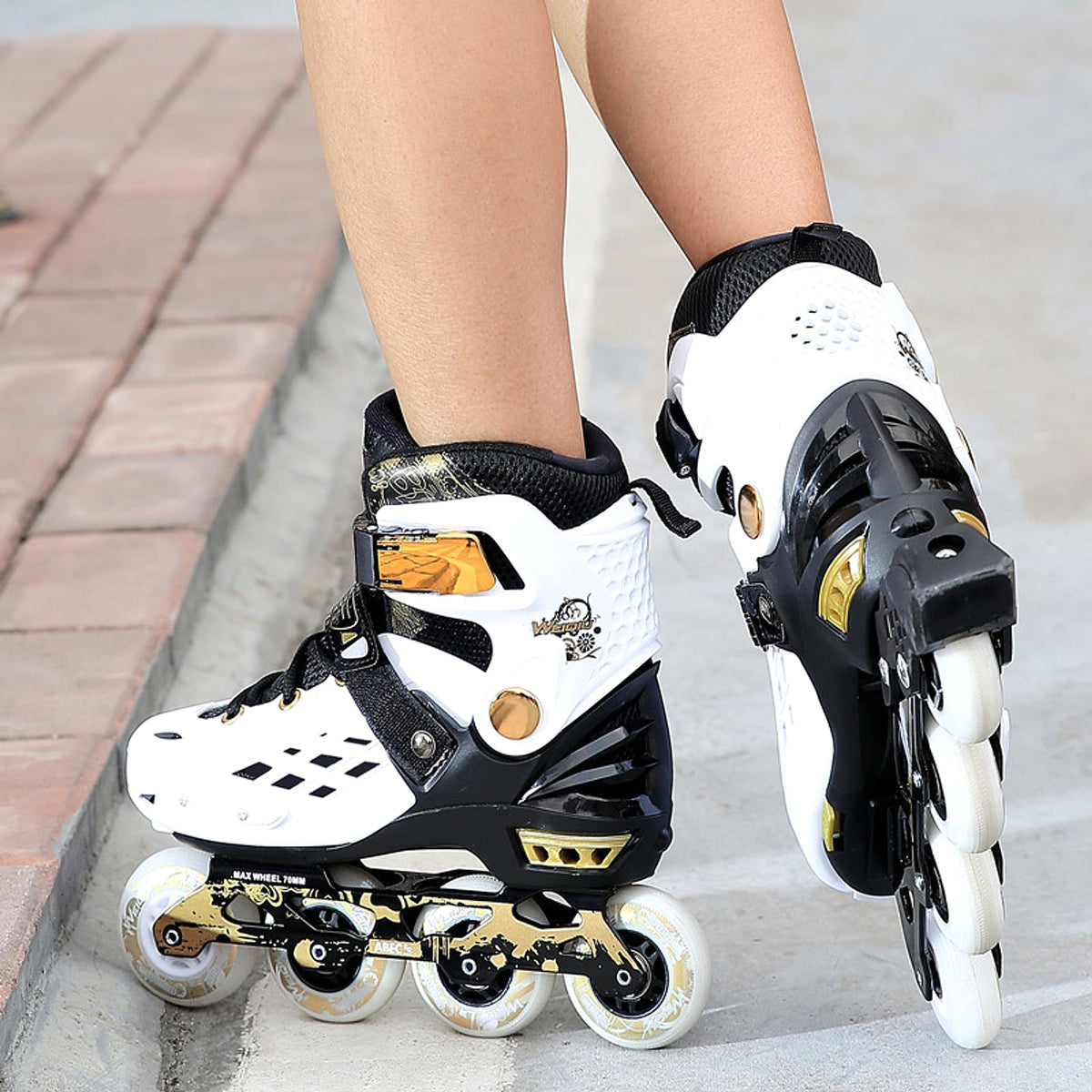 Roller Skates Skating Children Full Flashing - enhanced image 1