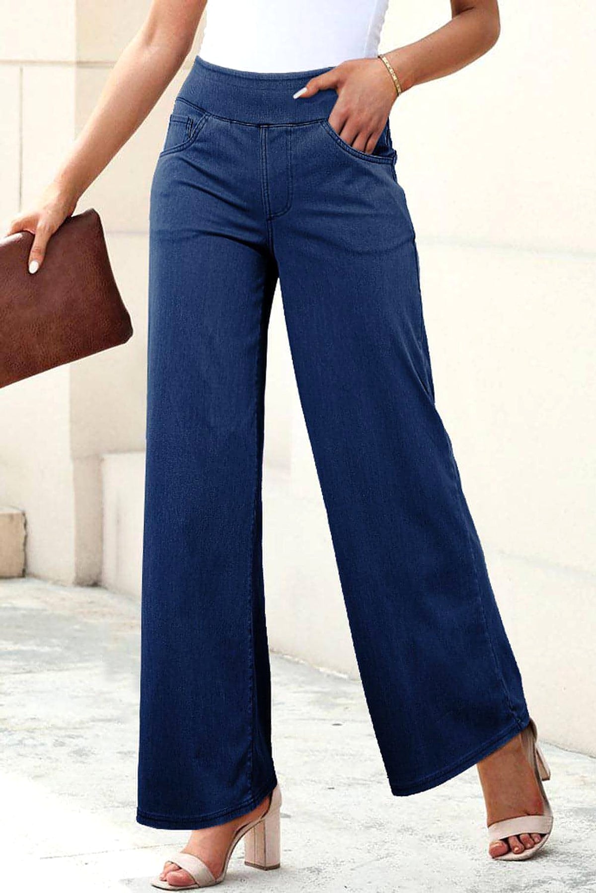 Sail Blue Medium Wash Straight Leg Loose Casual Jeans - enhanced image 1