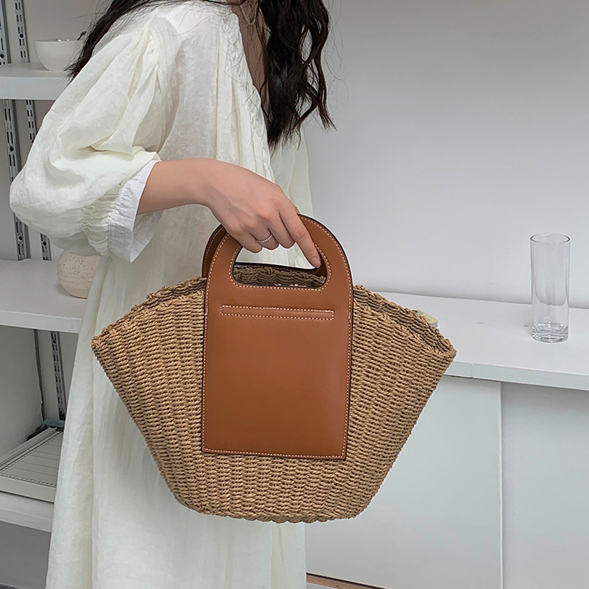 SolunaWeave™ – Retro Splice Straw Tote - enhanced image 1