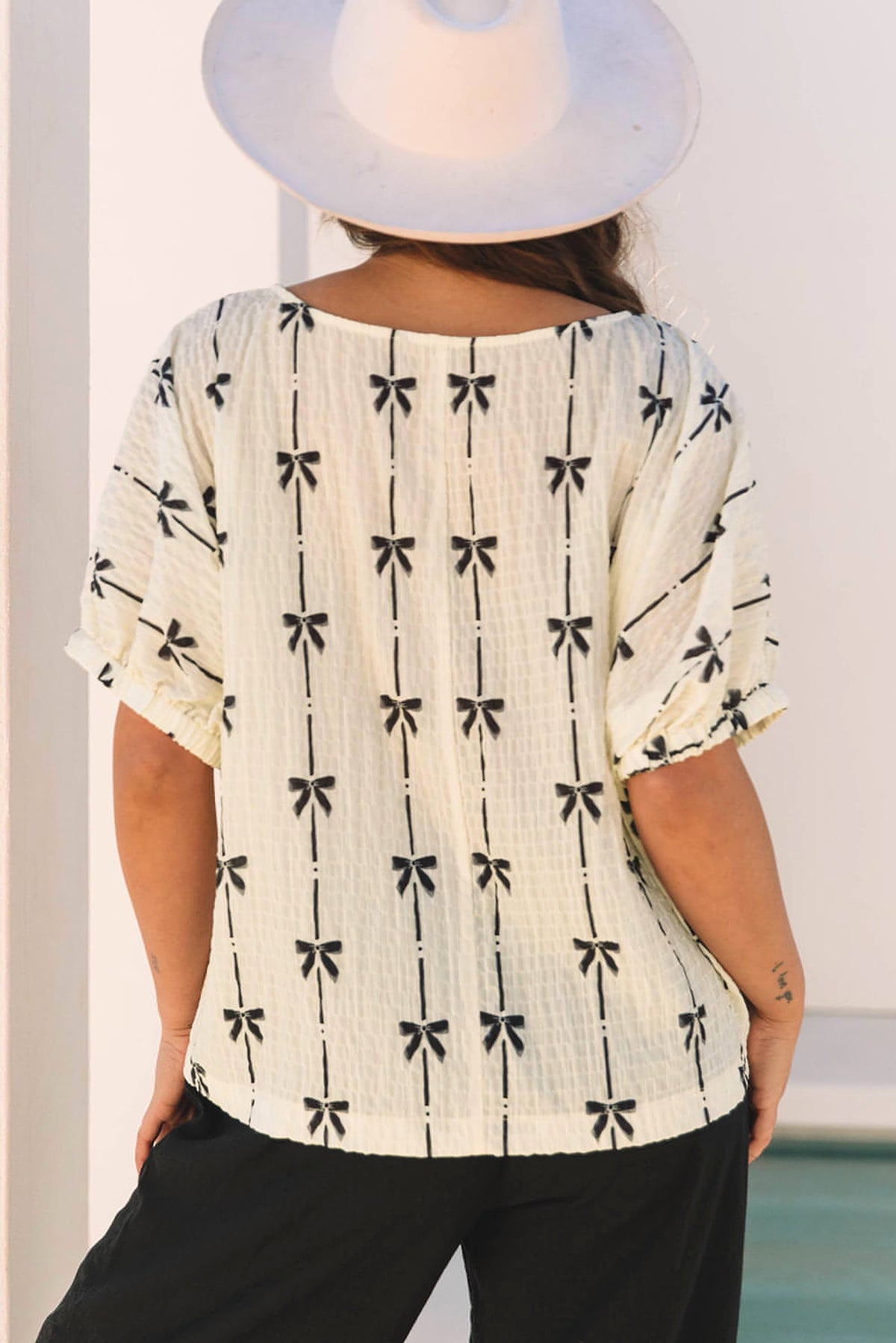 Beige Bow Print Puff Short Sleeve Top - enhanced image 2