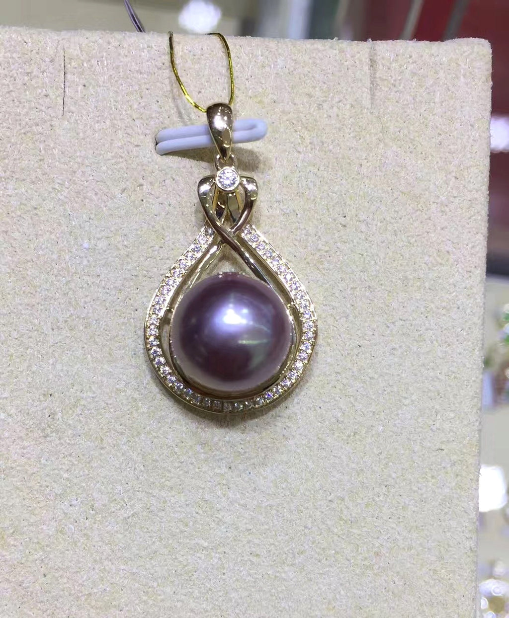Bright Purple Edison Freshwater Pearl Pendant - enhanced image 2