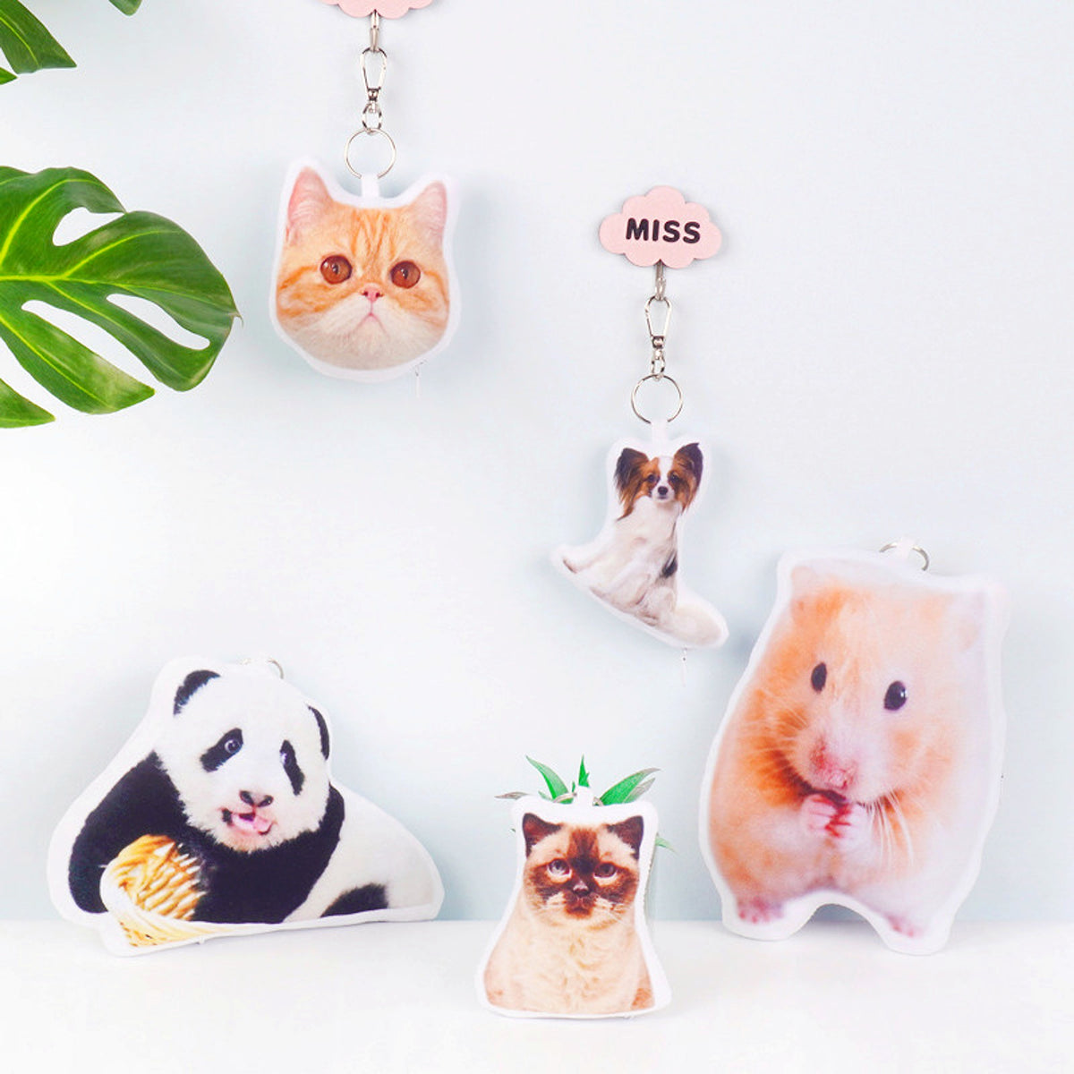 Custom Pet Photo Keychain – Personalized Gift for Pet Lovers! - enhanced image 2