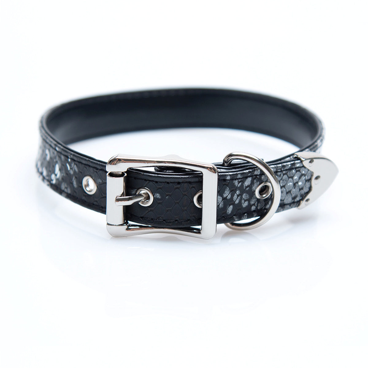 Creative And Minimalist Letter Snake Patterned Leather Collar - enhanced image 2