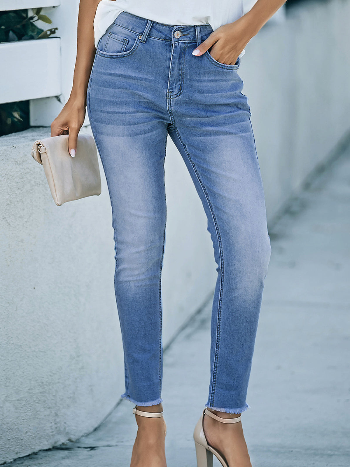European And American Washed Jeans For Women - enhanced image 2