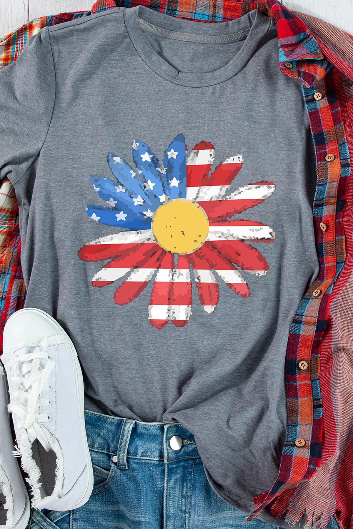 Gray Flag Pattern Sunflower Graphic Crew Neck Tee - enhanced image 2