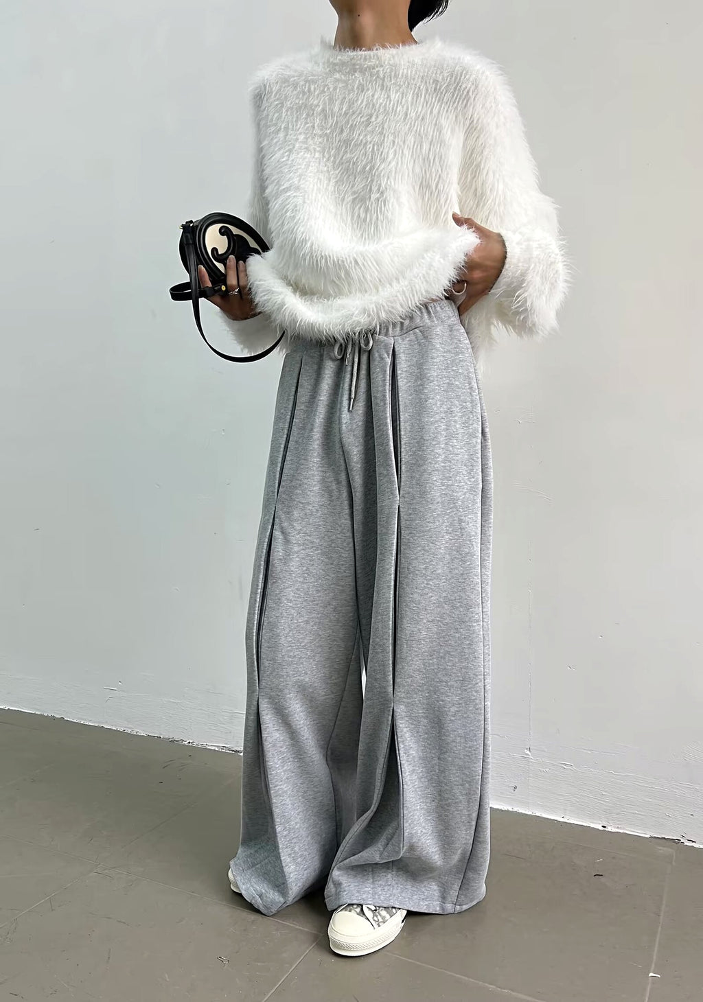 Pure Color All-matching Round Neck Pullover Thickened Mink Sweater Men - enhanced image 2