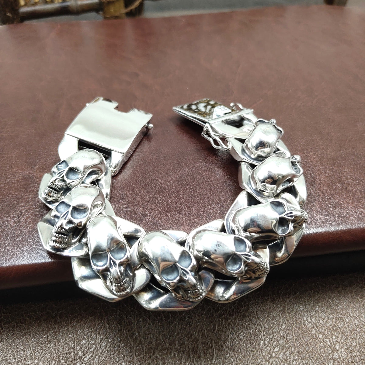 S925 Personality Feather Skull Bracelet For Men - enhanced image 2