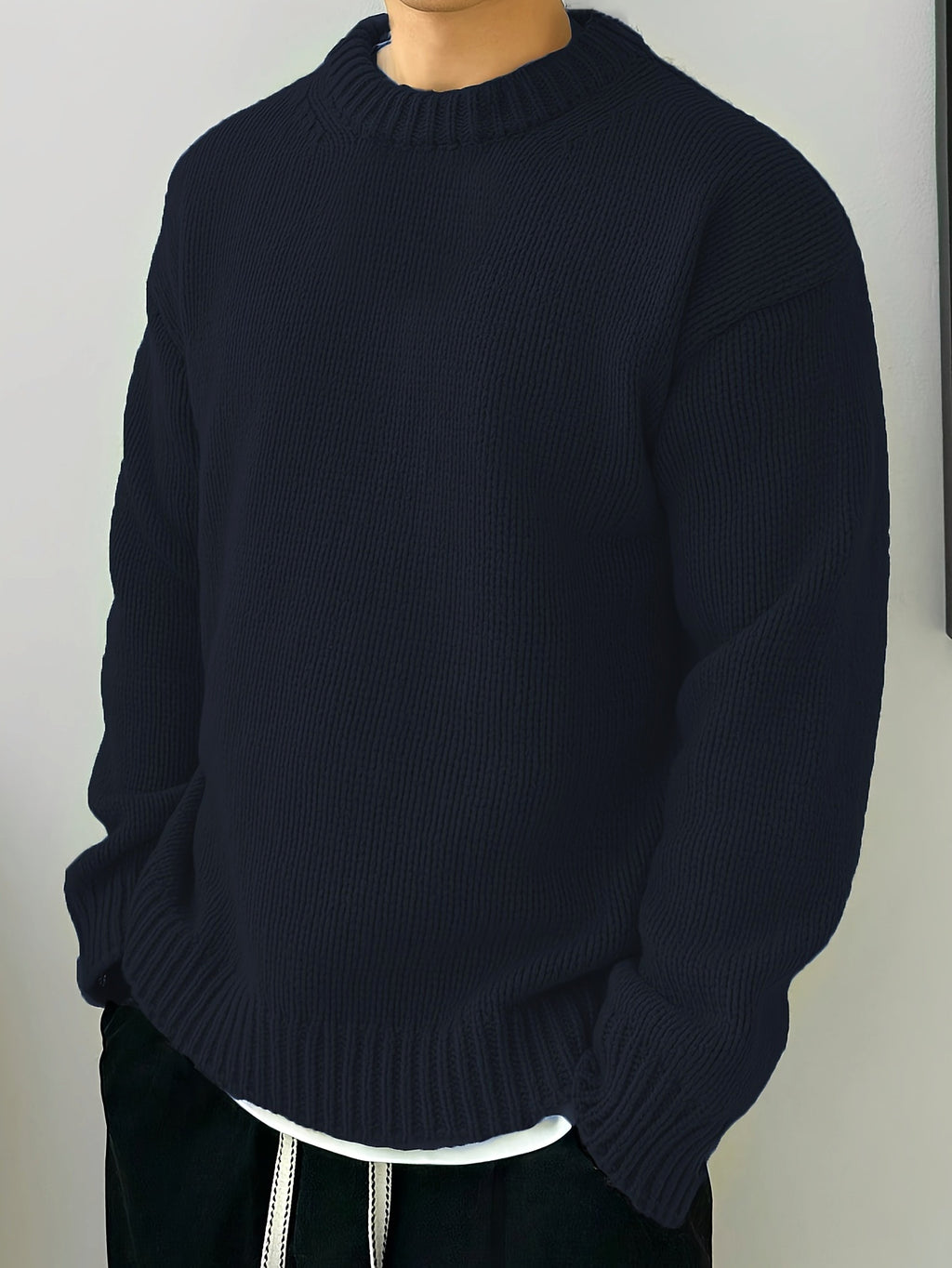 Solid Color Loose Knitted Pullover Leisure Japanese-style Retro Long Sleeve Round Neck Sweater Men - enhanced image 2