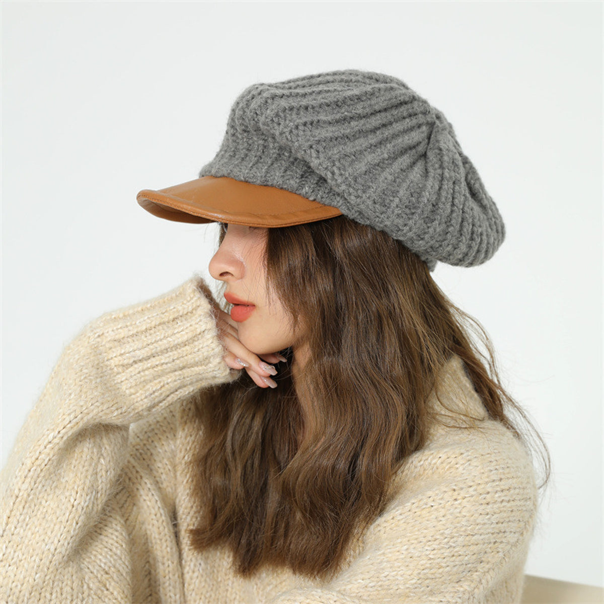 Warm And Cold Proof Hat Leather Brim Splicing - enhanced image 2