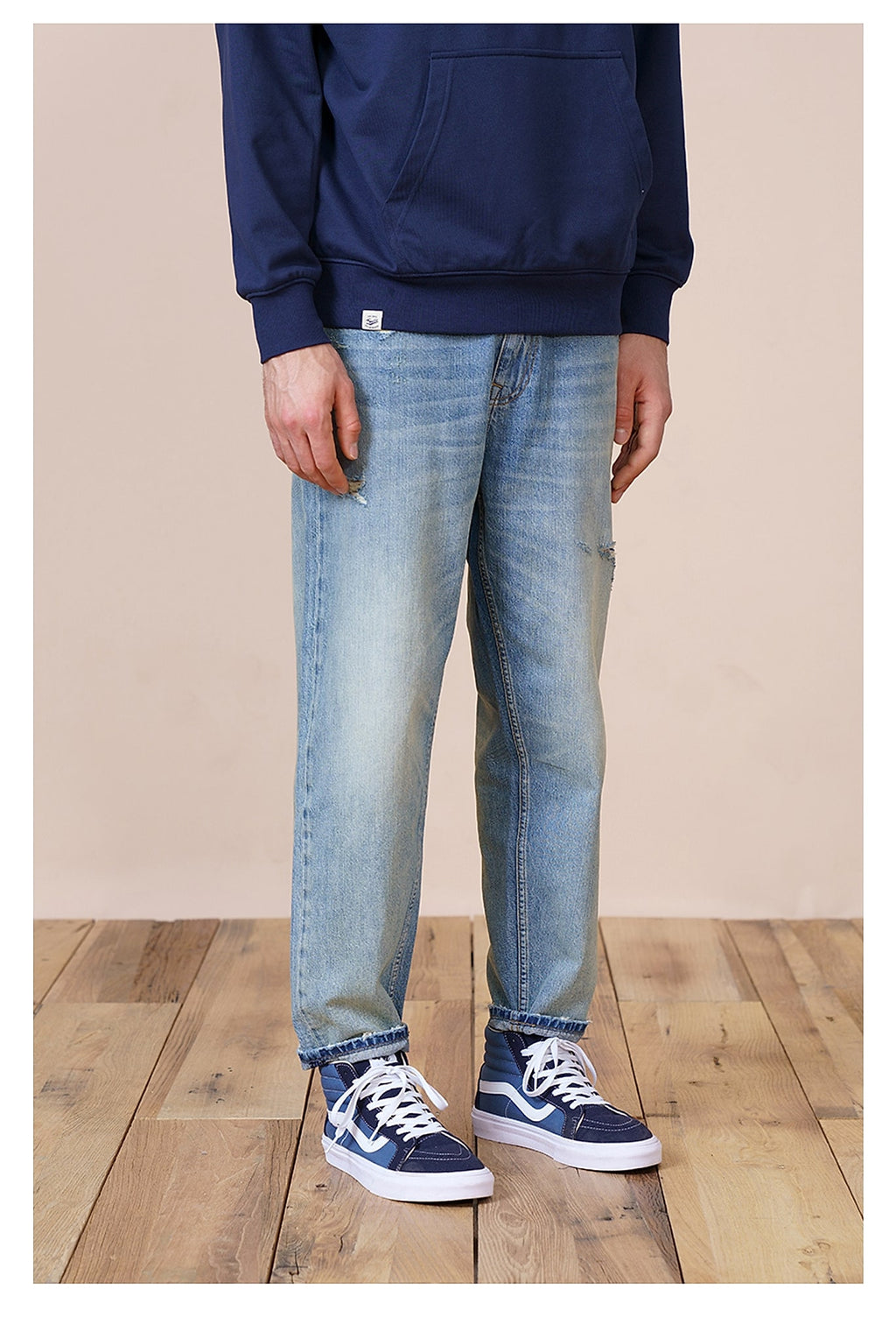 Washed Micro-elastic Frayed Cropped Jeans Men - enhanced image 2