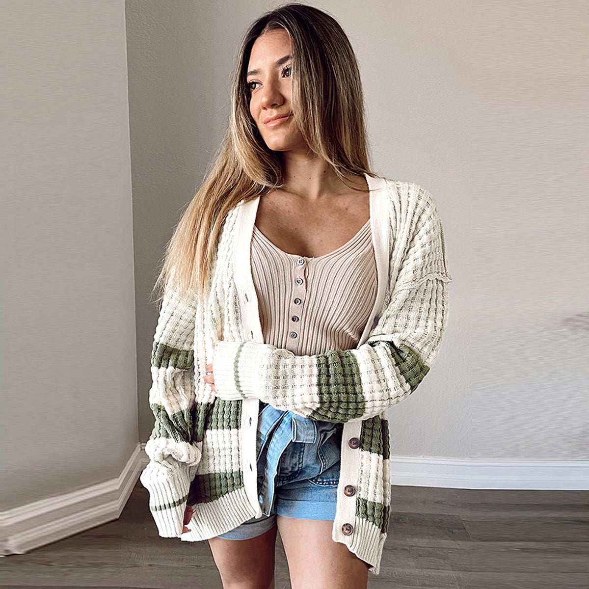 Women's Color Matching Long-sleeved Cardigan Loose Sweater - enhanced image 2