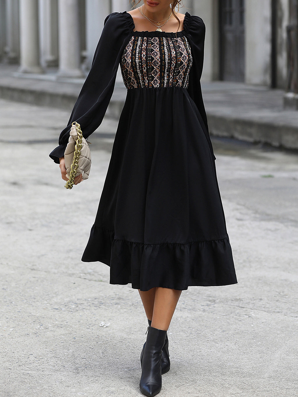 Women's Square-neck Cinched Midi Dress - enhanced image 2
