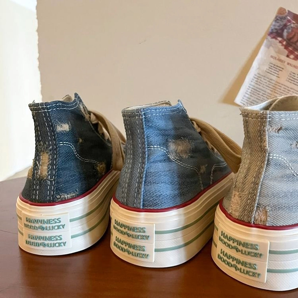 Women's Synthetic Leather Lace-up High-top Rubber Casual Shoes - enhanced image 2