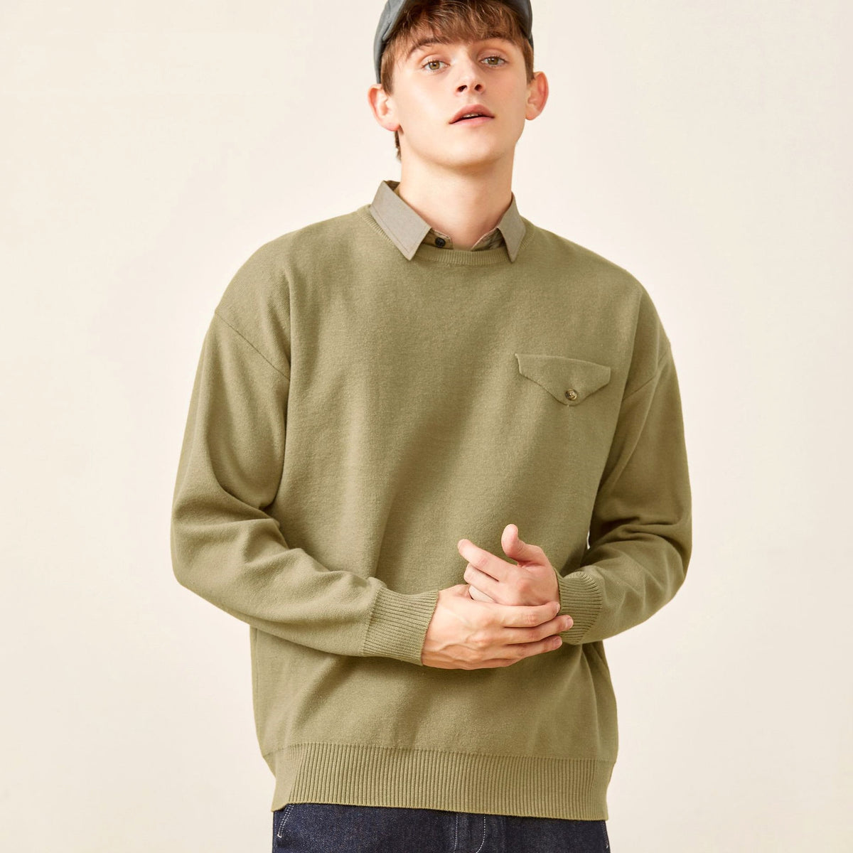 Youth Simple Everyday Fake Pocket Decorated Sweater Men - enhanced image 2