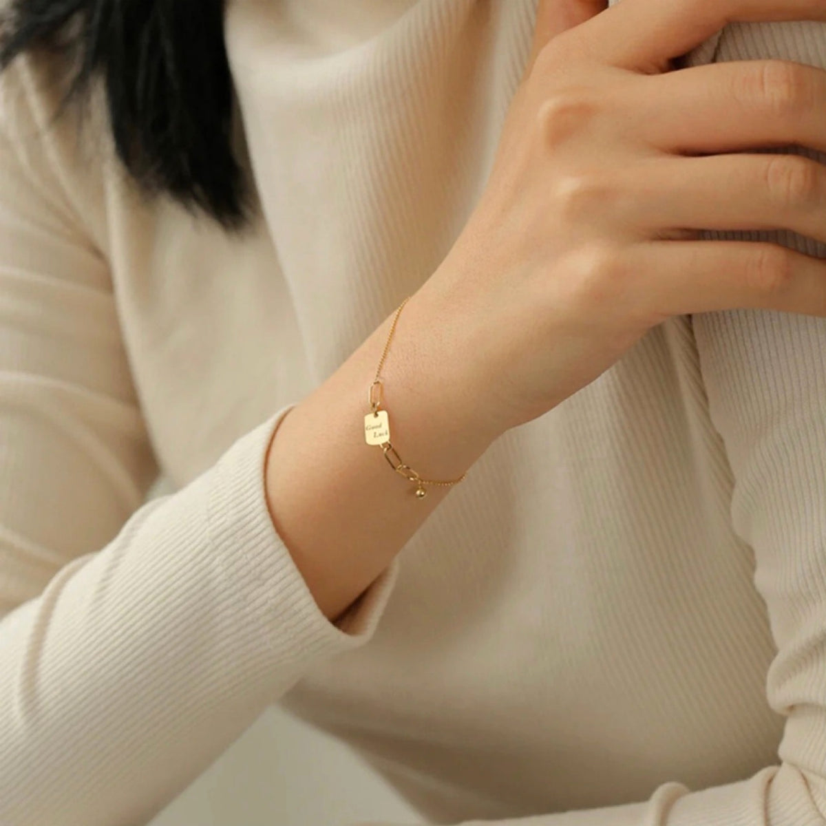 18K Gold Square Necklace Bracelet For Women - enhanced image 3