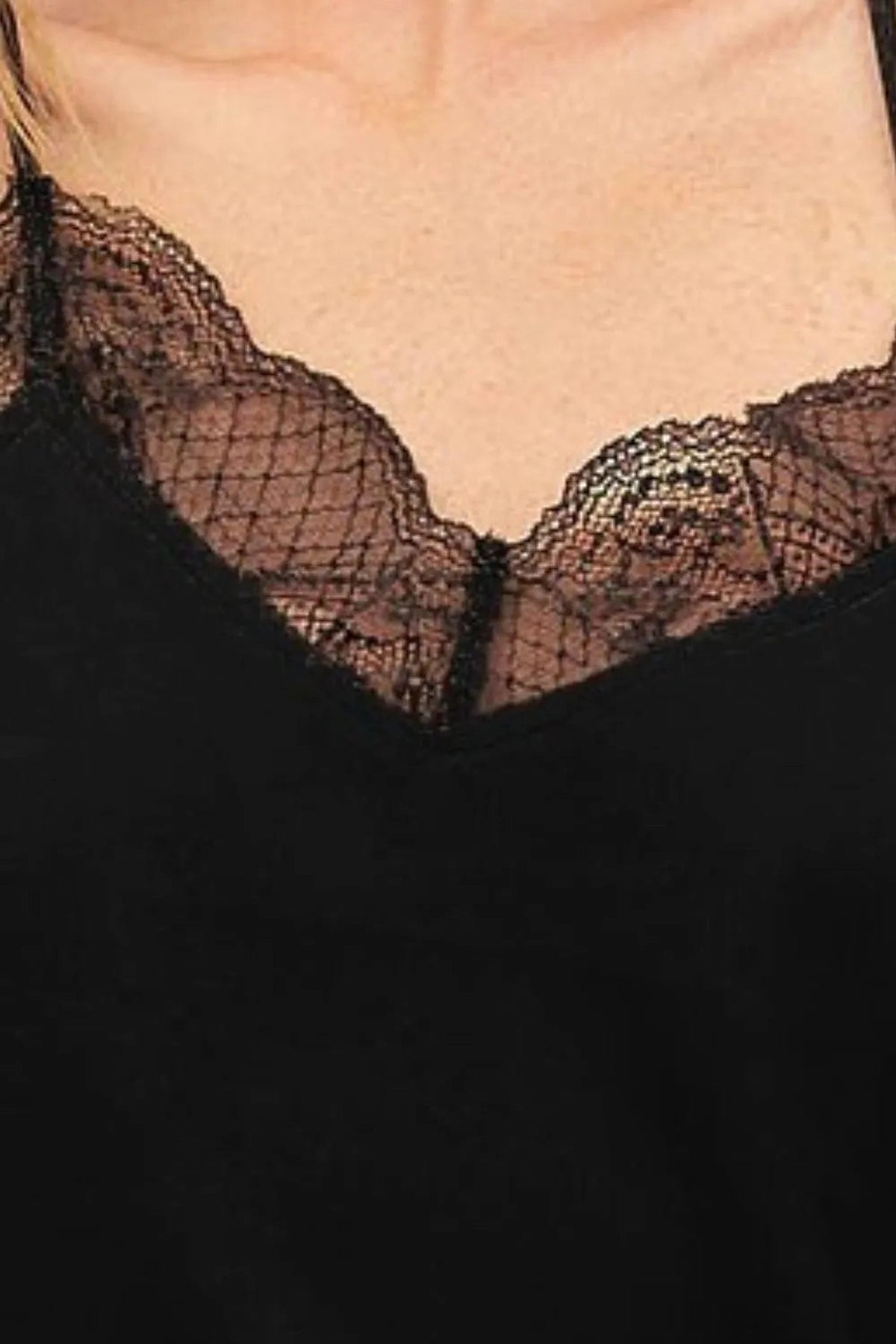 BiBi Lace Cami Solid Tank Top - enhanced image 3