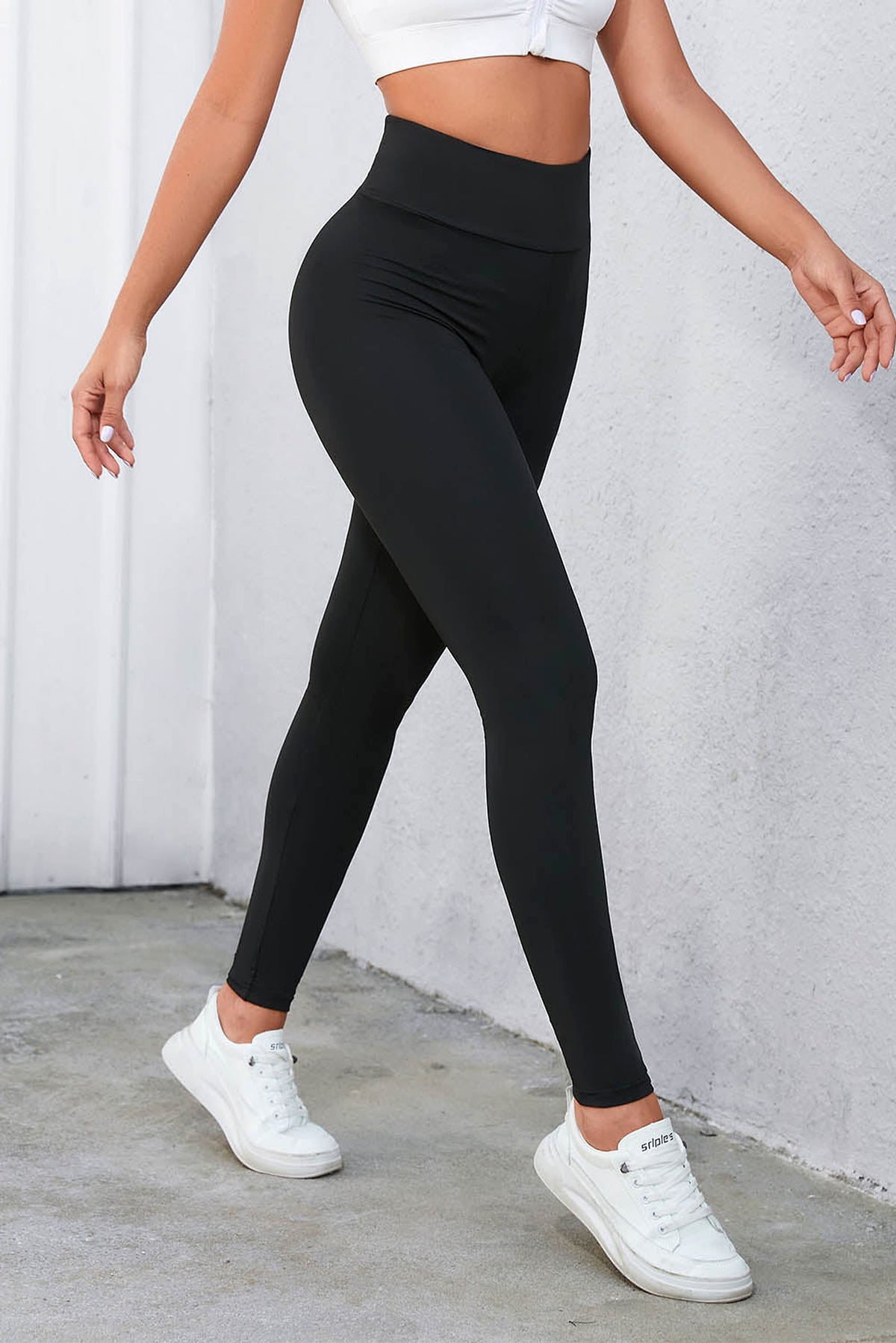 Black Criss Cross Tummy Control High Waist Leggings - enhanced image 3