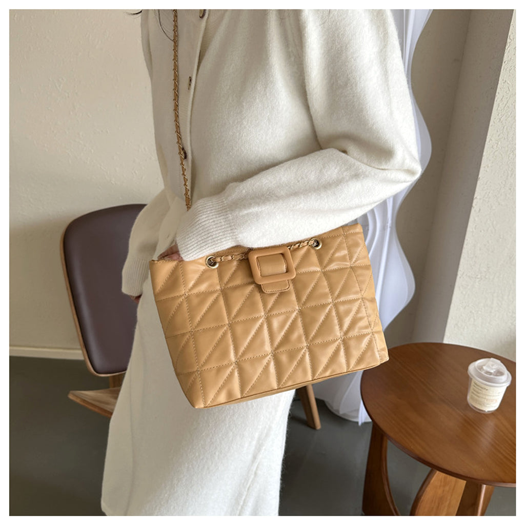 ChicLuxe™ – Quilted Chain Shoulder Bag Inspired by Iconic Parisian Style - enhanced image 3