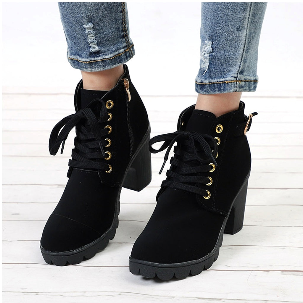 A.1 Cross strappy boots Women - enhanced image 3