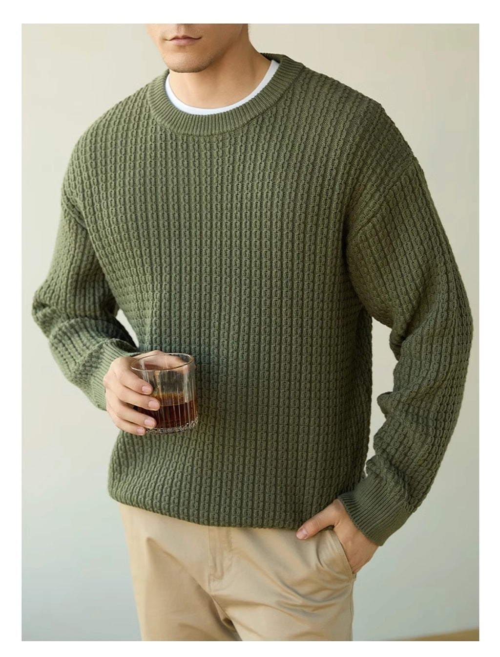 High-end Long Sleeve Loose Round Neck Men's Knitwear - enhanced image 3