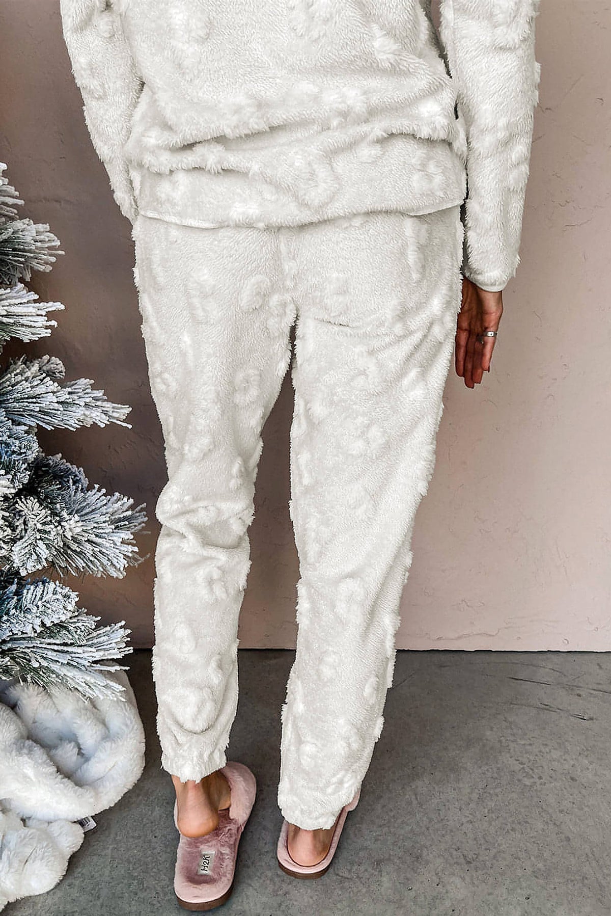 Light Grey Leopard Textured Loose Fit Fleece Lounge Set - enhanced image 3