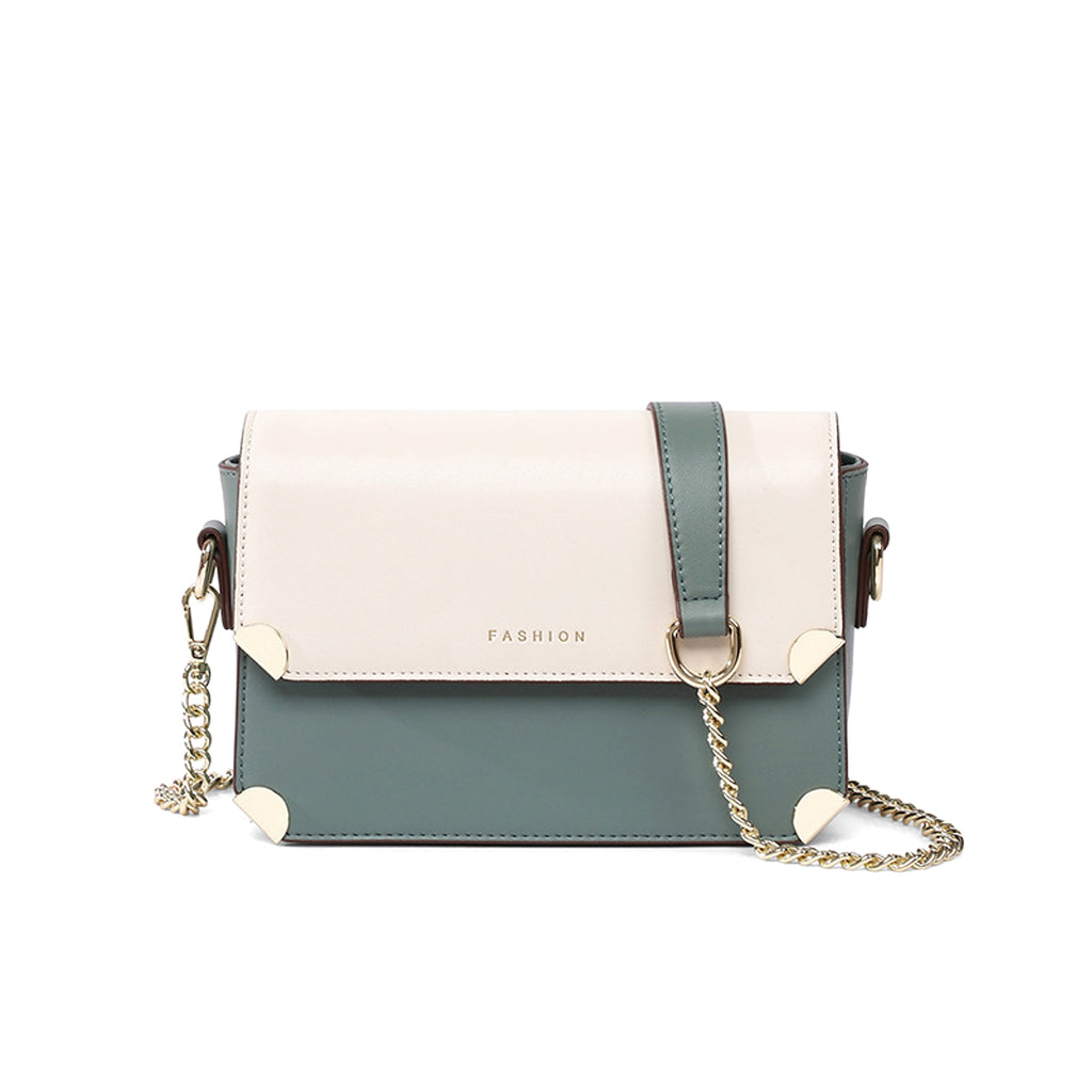 LuxeChain™ Quilted Leather Handbag – Timeless Elegance & Modern Functionality - enhanced image 3