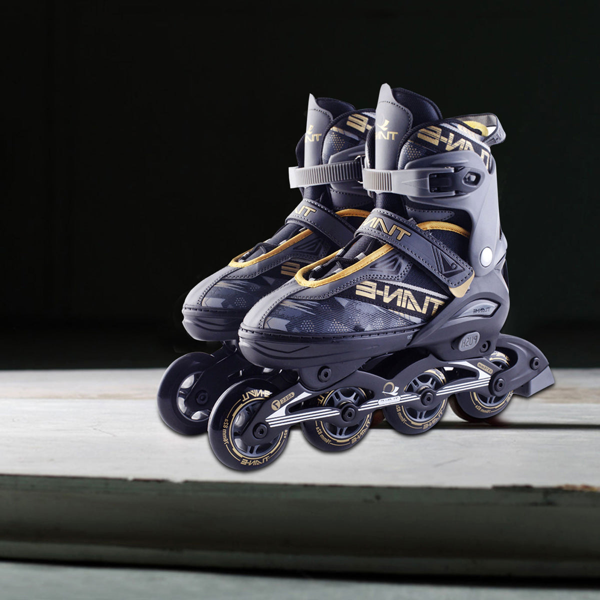 Men's And Women's Professional Inline Skates - enhanced image 3