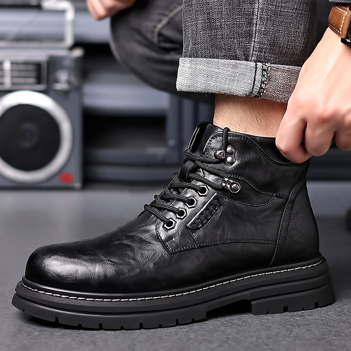 A.1 Men's Fashion British Style High-top Boots - enhanced image 3