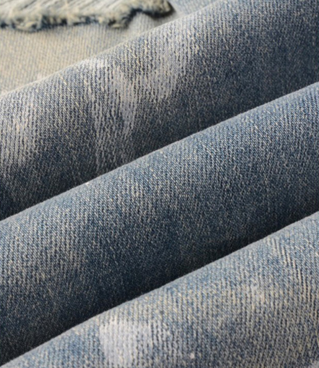 Men's Patch Slimming And Perforated Jeans - enhanced image 3