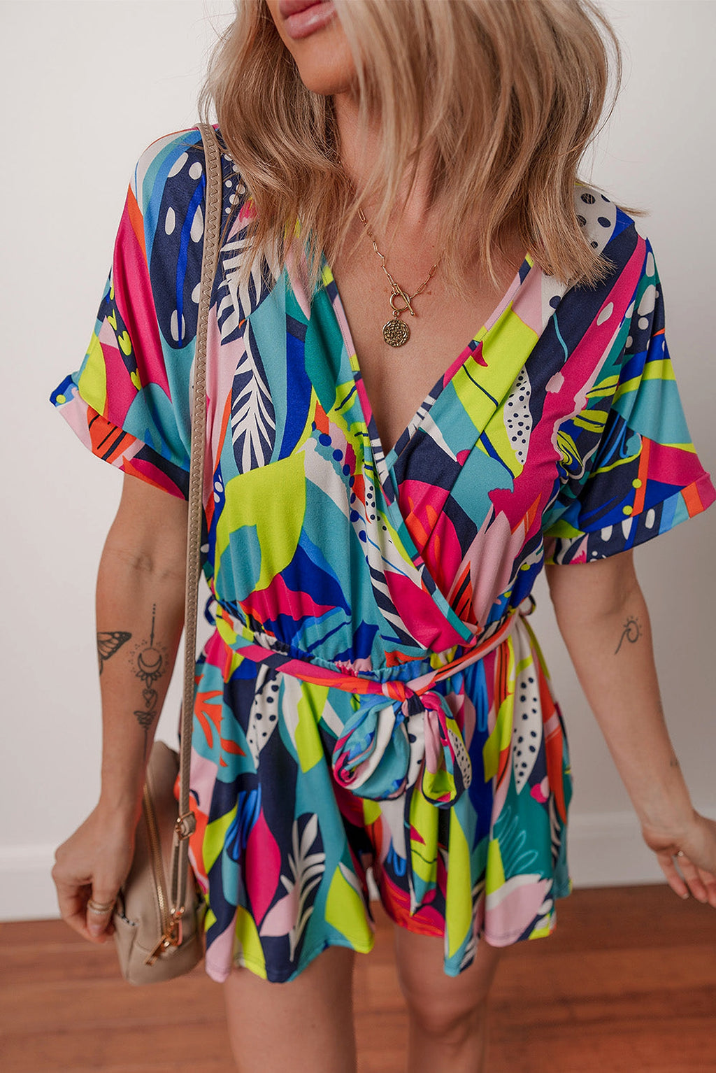 Multicolour Tropical Printed Surplice Neck Tie Waist Romper - enhanced image 3