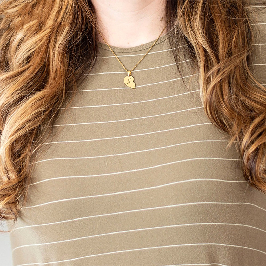 Personalized Stainless Steel Heart-shaped Necklace - enhanced image 3