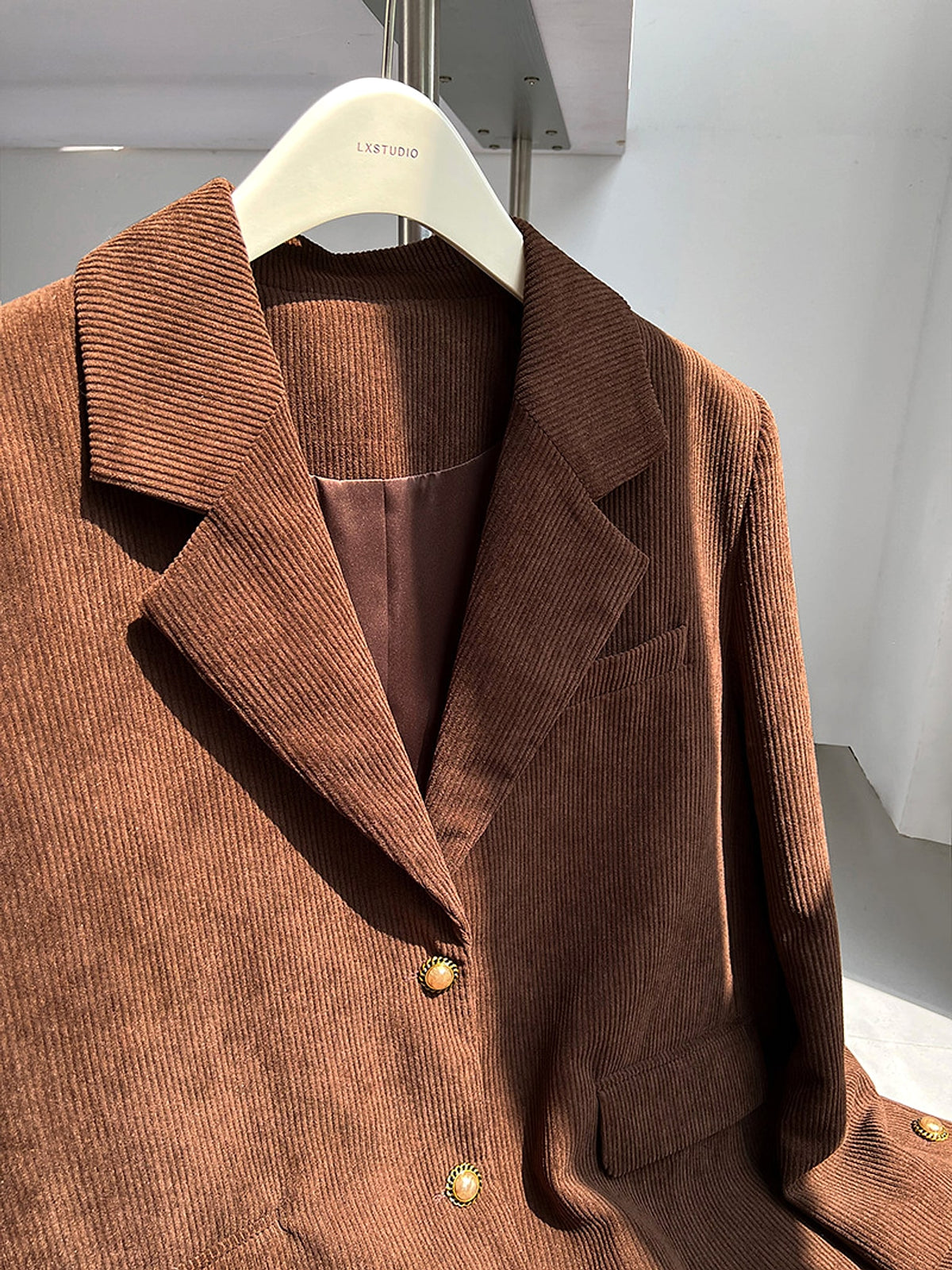 Retro Heavy Industry Metal Buckle Corduroy Suit Jacket - enhanced image 3